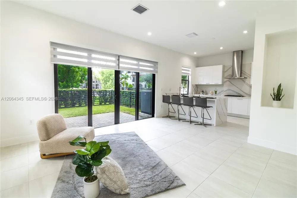 4311 NW 82nd Ave Doral, FL 33166