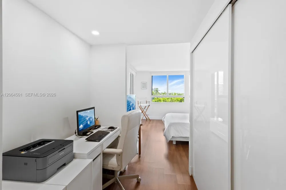 161 Crandon Blvd #317 Key Biscayne, FL 33149
