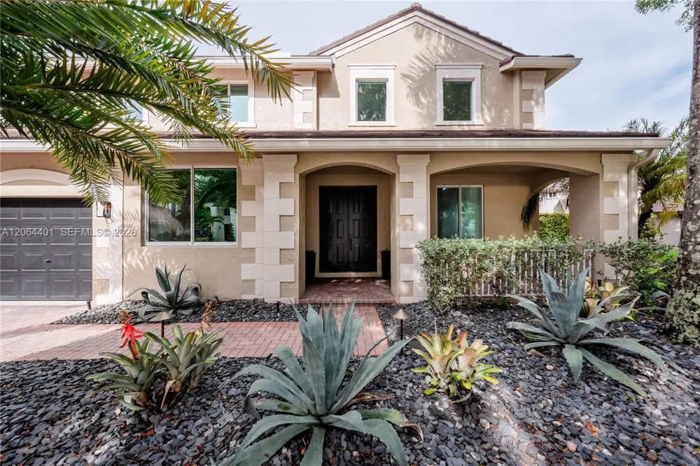 3917 Heron Ridge Ln Weston, FL 33331