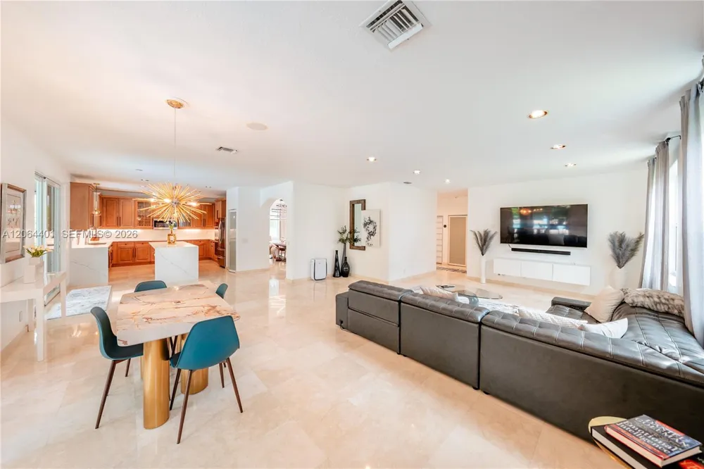 3917 Heron Ridge Ln Weston, FL 33331