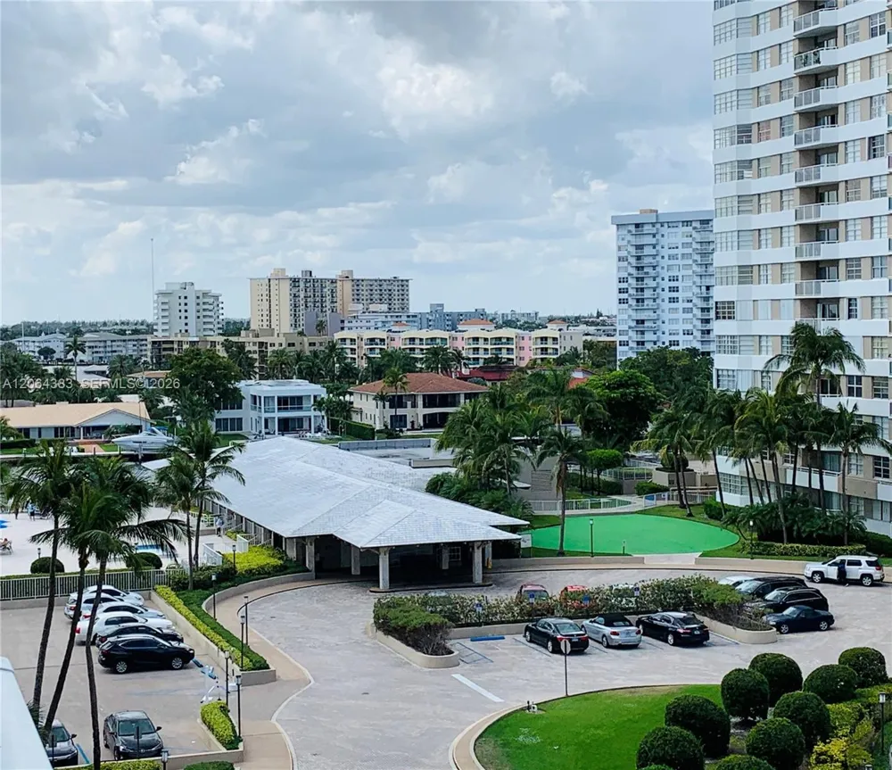 1985 S Ocean Dr #6K Hallandale Beach, FL 33009