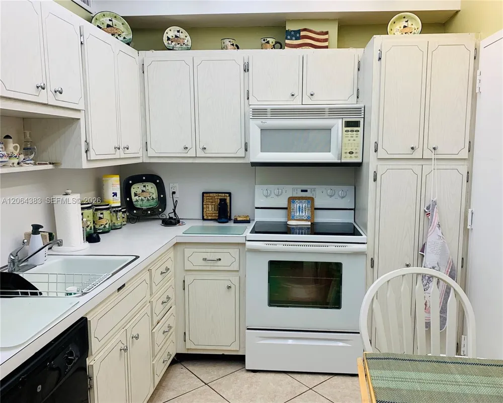 1985 S Ocean Dr #6K Hallandale Beach, FL 33009