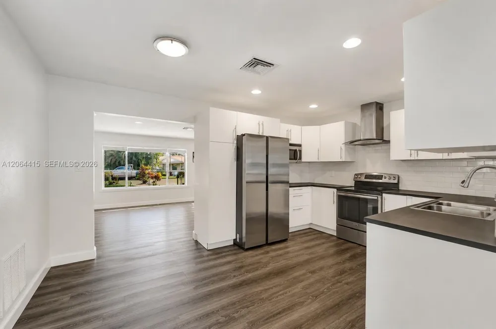 3730 SW 47th Ct Dania Beach, FL 33312