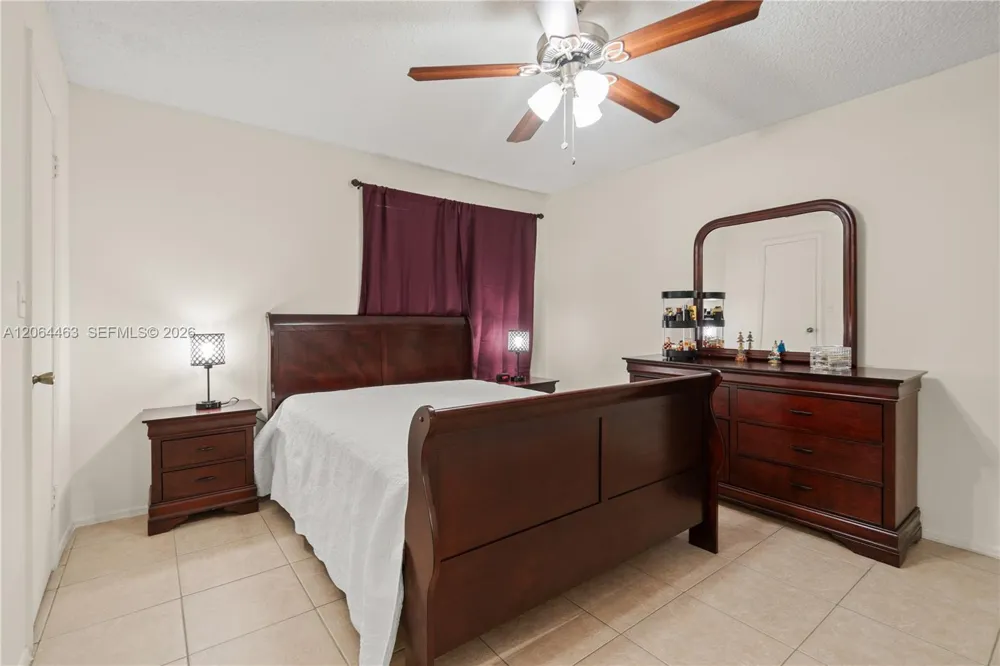 2866 S University Dr #5307 Davie, FL 33328