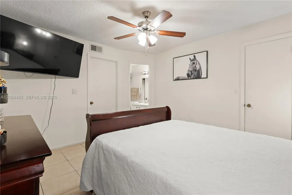 2866 S University Dr #5307 Davie, FL 33328