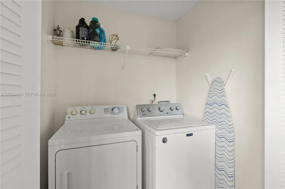 2866 S University Dr #5307 Davie, FL 33328