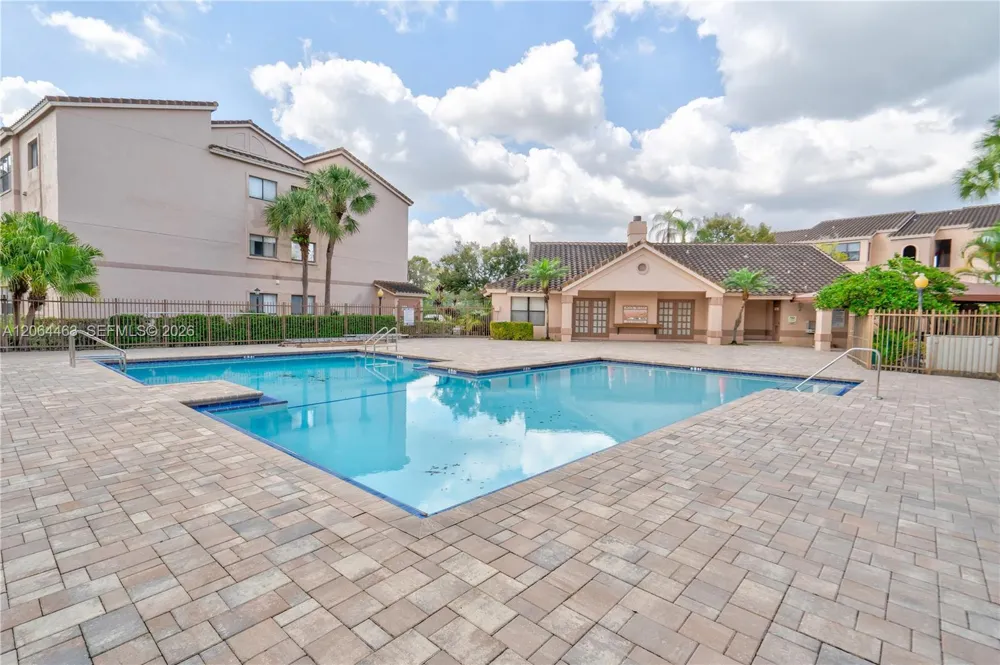 2866 S University Dr #5307 Davie, FL 33328