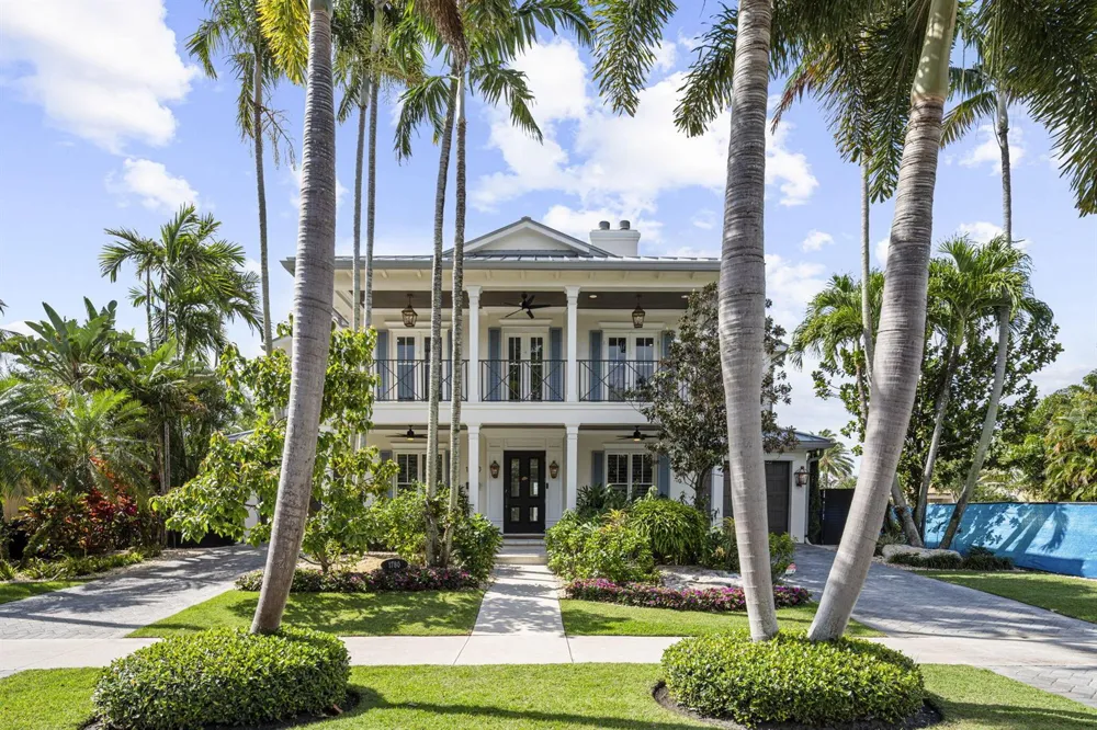 1780 SE 9th Street Fort Lauderdale, FL 33316