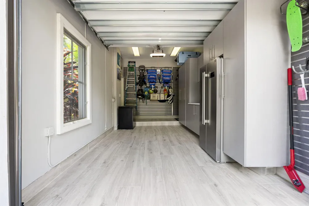 1780 SE 9th Street Fort Lauderdale, FL 33316