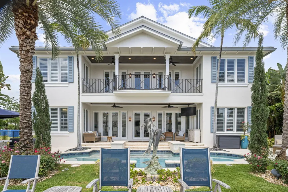 1780 SE 9th Street Fort Lauderdale, FL 33316