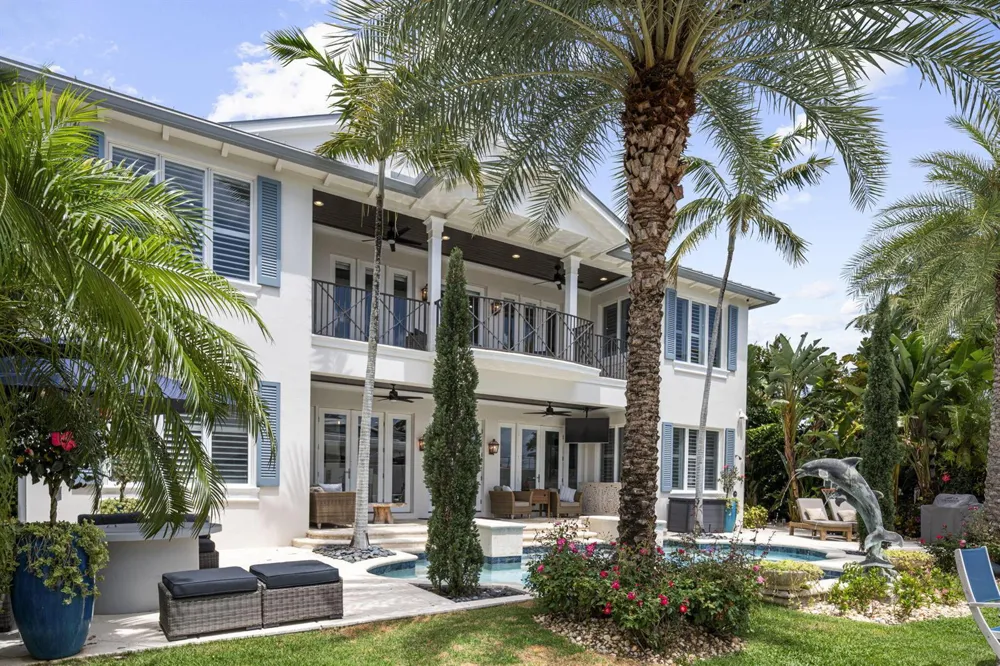 1780 SE 9th Street Fort Lauderdale, FL 33316