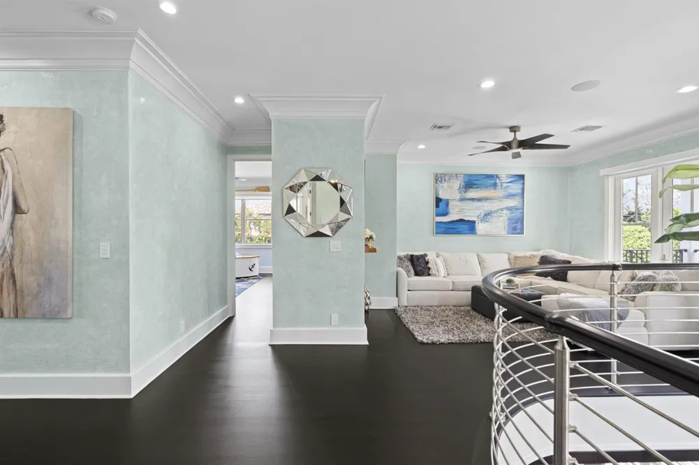 1780 SE 9th Street Fort Lauderdale, FL 33316