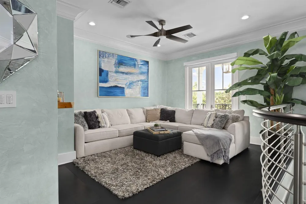 1780 SE 9th Street Fort Lauderdale, FL 33316