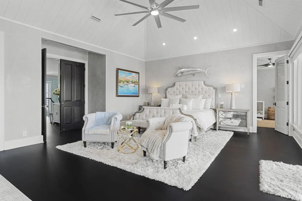 1780 SE 9th Street Fort Lauderdale, FL 33316