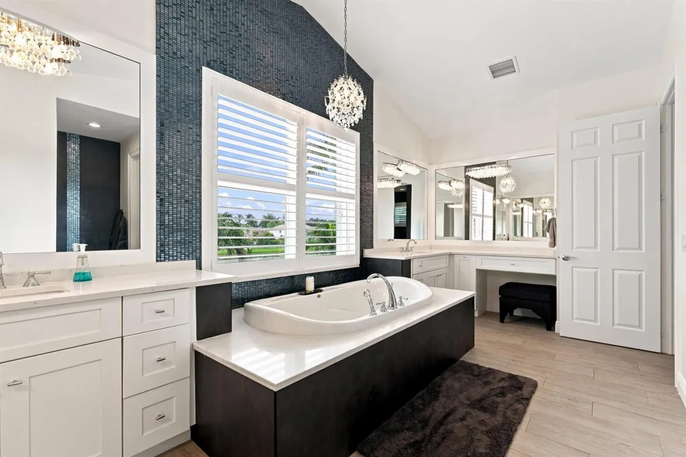 11301 Misty Ridge Way Boynton Beach, FL 33473