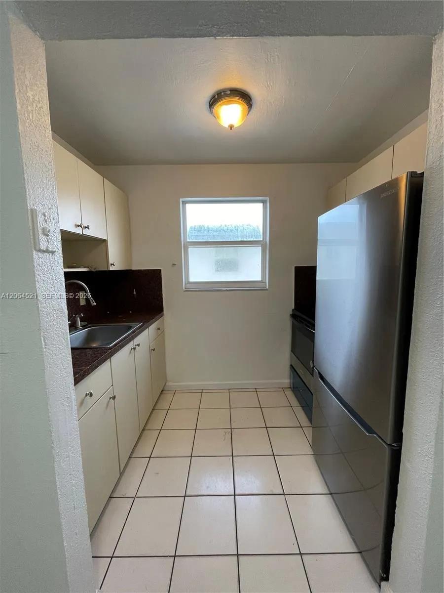 1243 NW 61st St #3 Miami, FL 33142