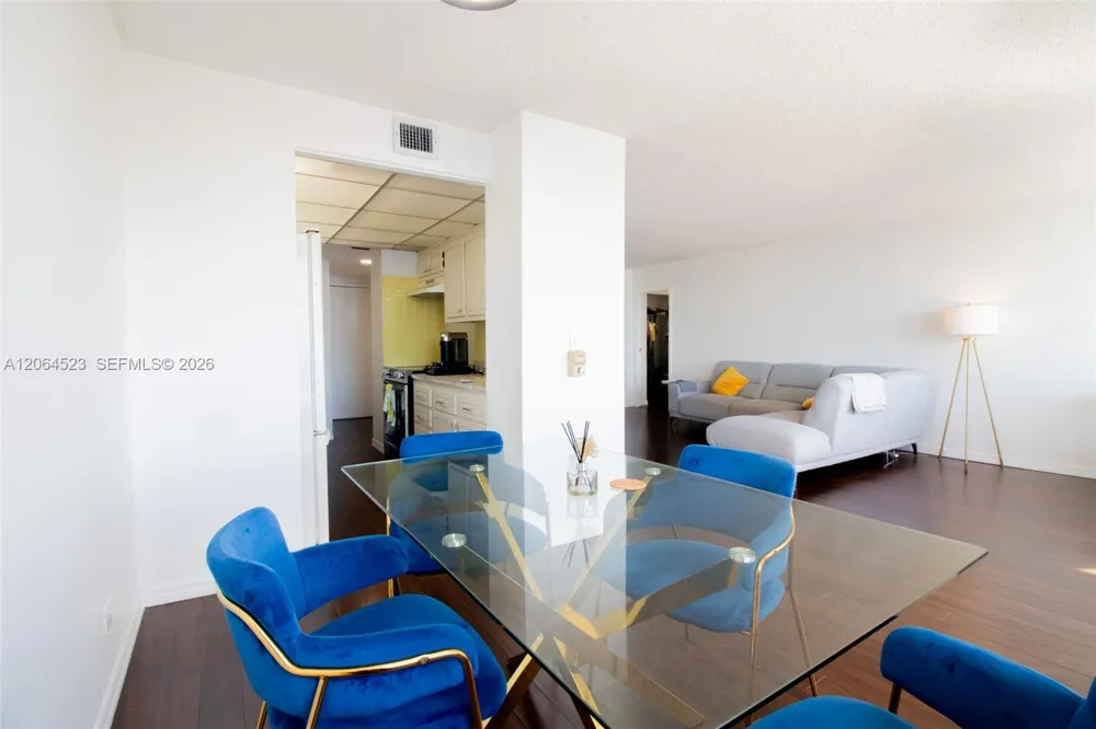 250 174th St #1201 Sunny Isles Beach, FL 33160