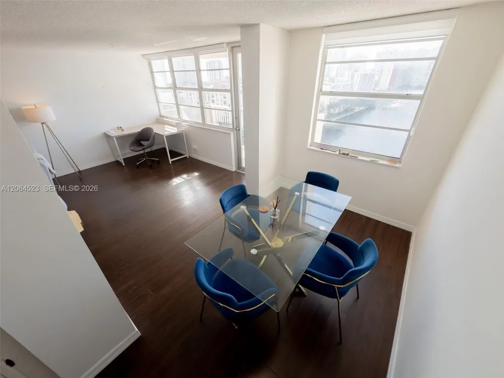 250 174th St #1201 Sunny Isles Beach, FL 33160