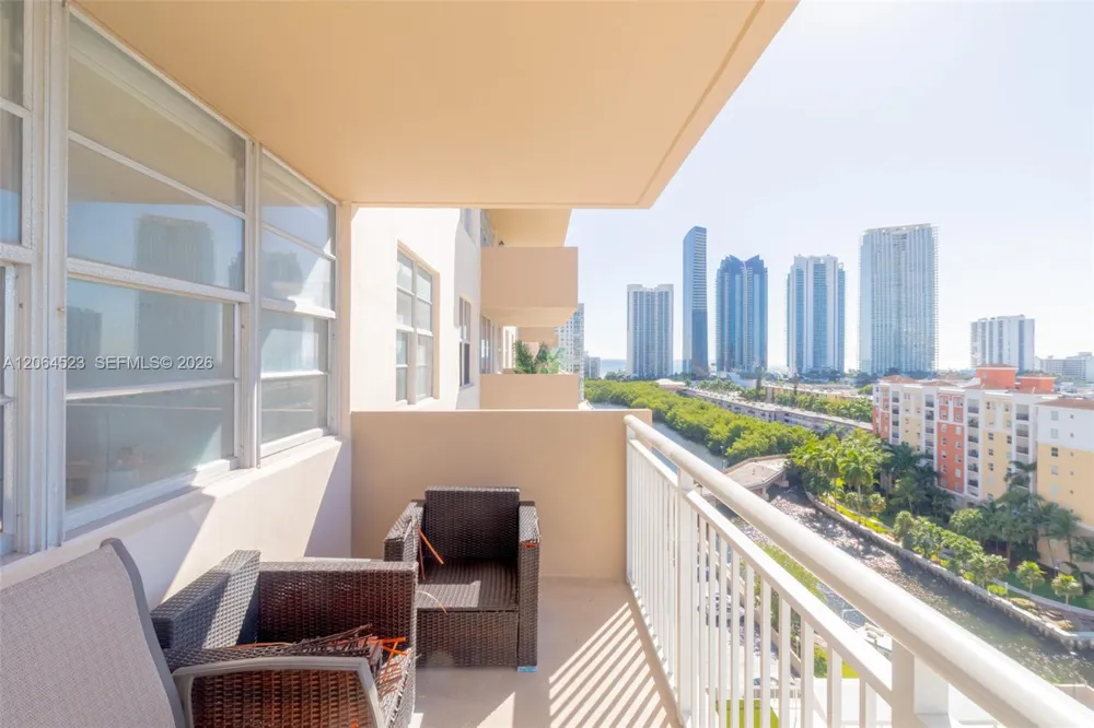 250 174th St #1201 Sunny Isles Beach, FL 33160