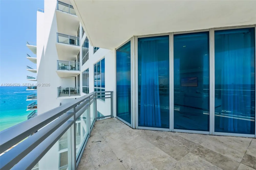 3535 S Ocean Dr #2106 Hollywood, FL 33019