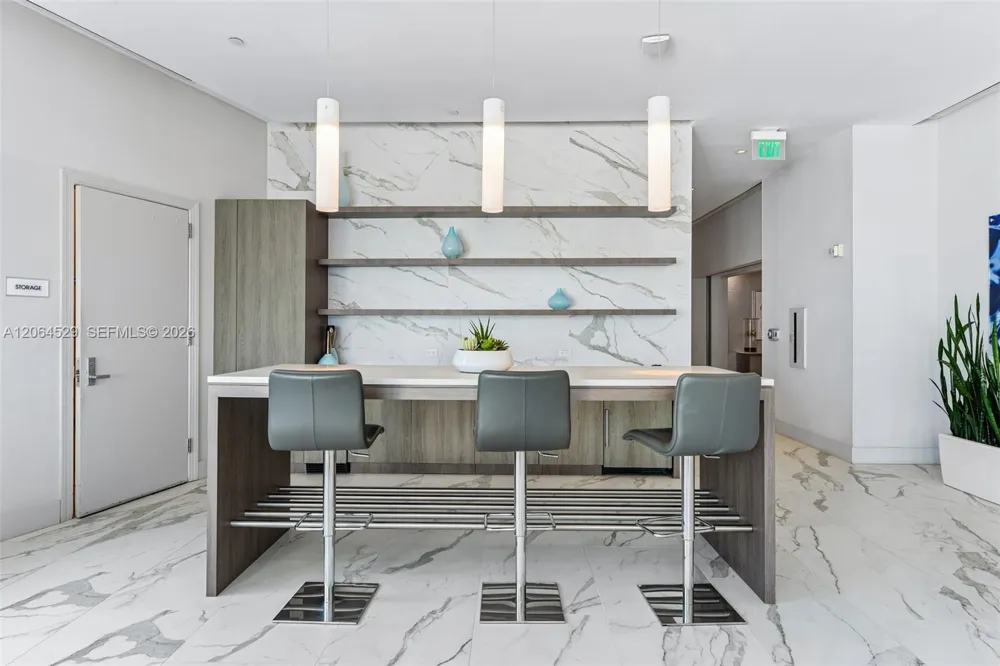 3535 S Ocean Dr #2106 Hollywood, FL 33019