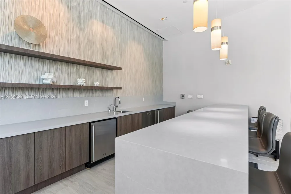 3535 S Ocean Dr #2106 Hollywood, FL 33019
