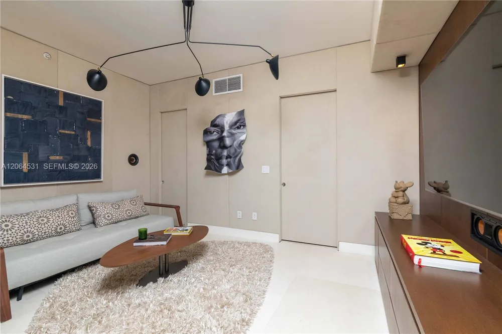 10201 E Collins Ave #1002 Bal Harbour, FL 33154