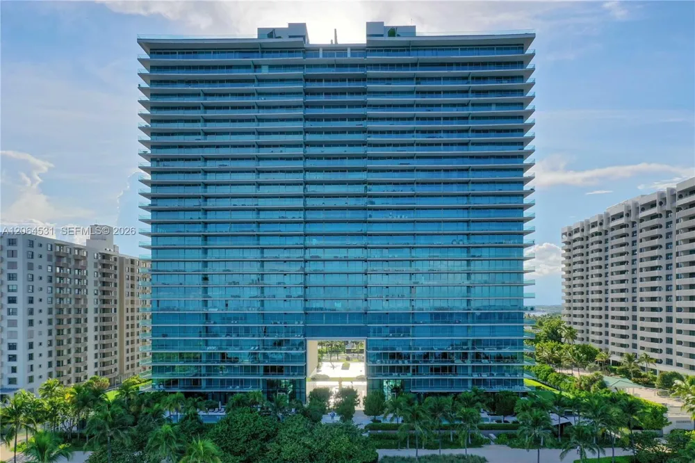 10201 E Collins Ave #1002 Bal Harbour, FL 33154