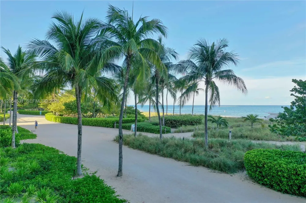 10201 E Collins Ave #1002 Bal Harbour, FL 33154