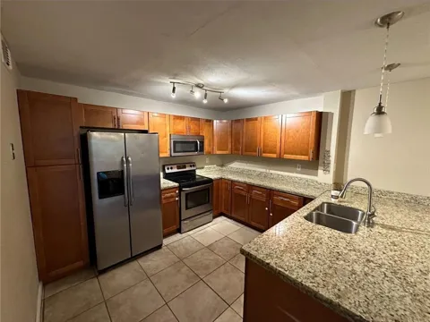 5614 BLUEBERRY COURT #173