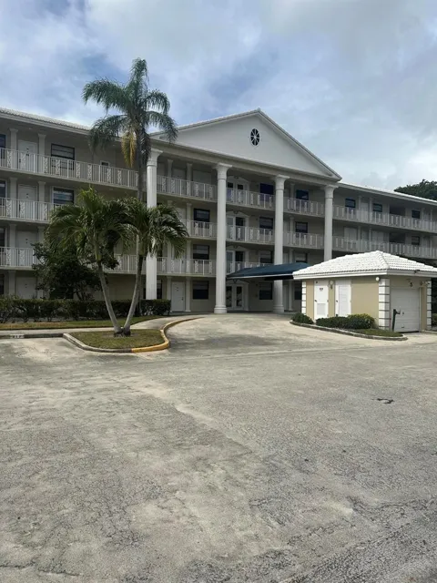 3507 VILLAGE BOULEVARD #302