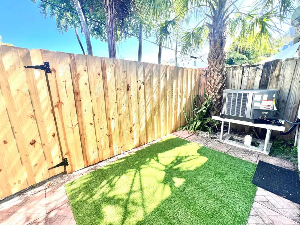 4103 NE 21st Terrace Lighthouse Point, FL 33064