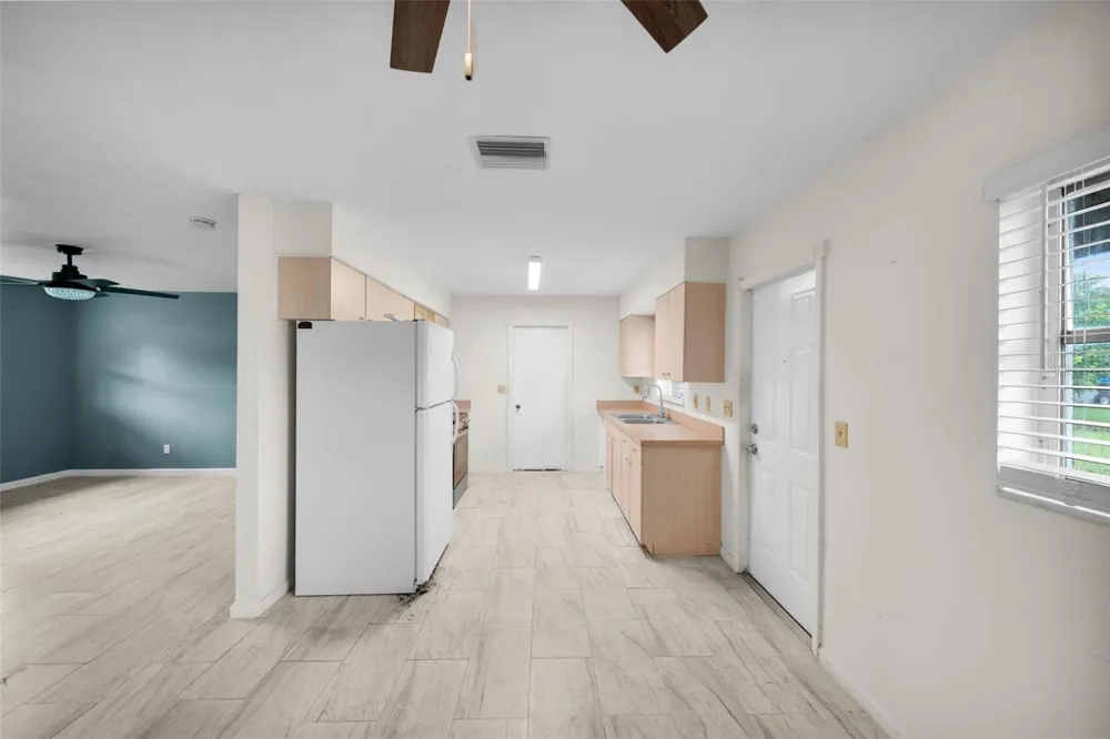 38 ABACO STREET Lehigh Acres, FL 33936