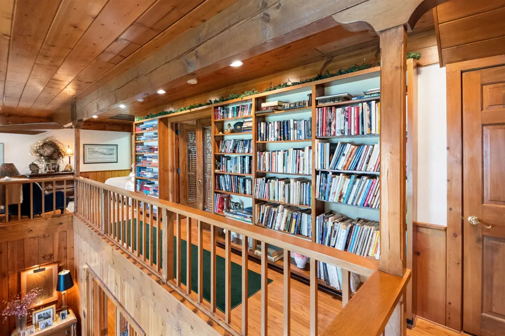 13515 Cathead West Leelanau Township, MI 49670