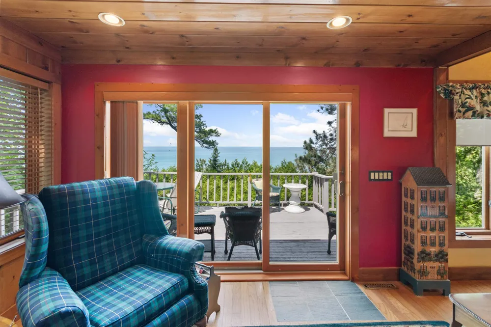 13515 Cathead West Leelanau Township, MI 49670