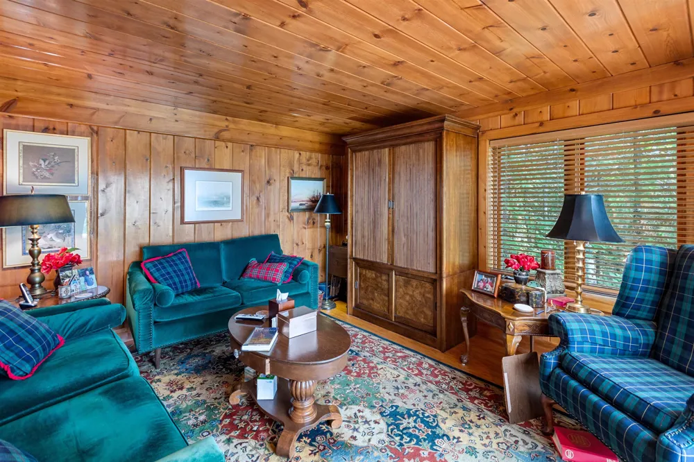 13515 Cathead West Leelanau Township, MI 49670