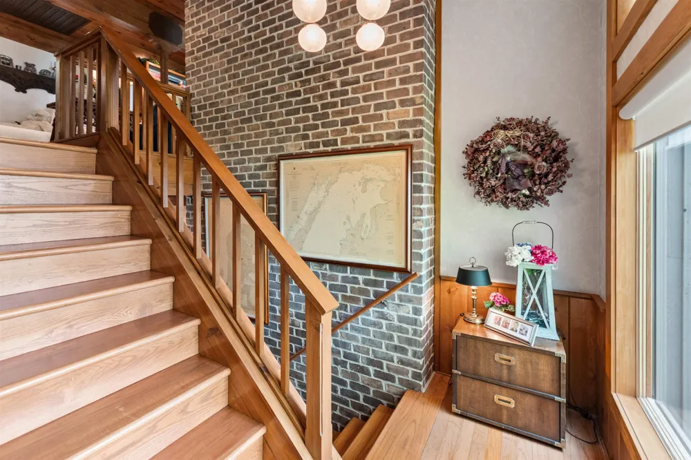 13515 Cathead West Leelanau Township, MI 49670