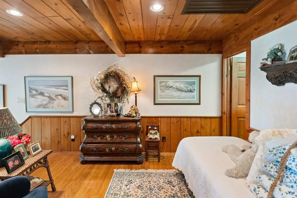 13515 Cathead West Leelanau Township, MI 49670