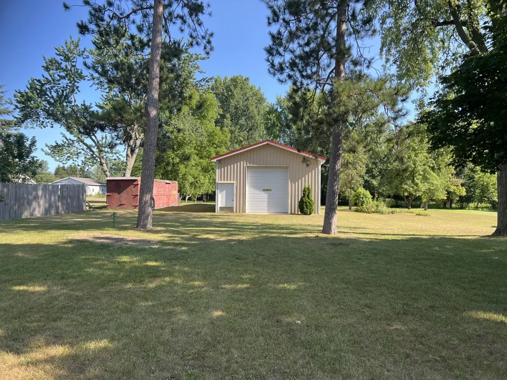 4782 W Lincoln Road Pine River Township, MI 48801