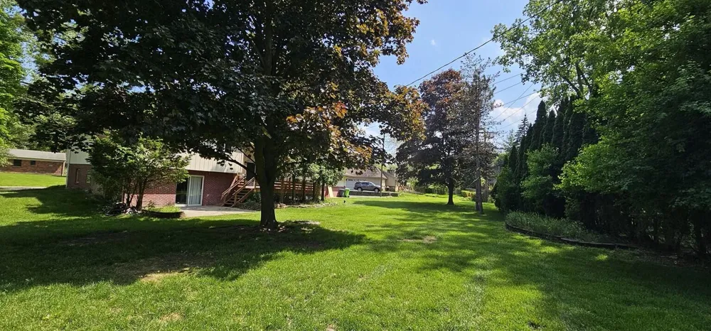 2838 Birchena Crescent Bloomfield Charter Township, MI 48324