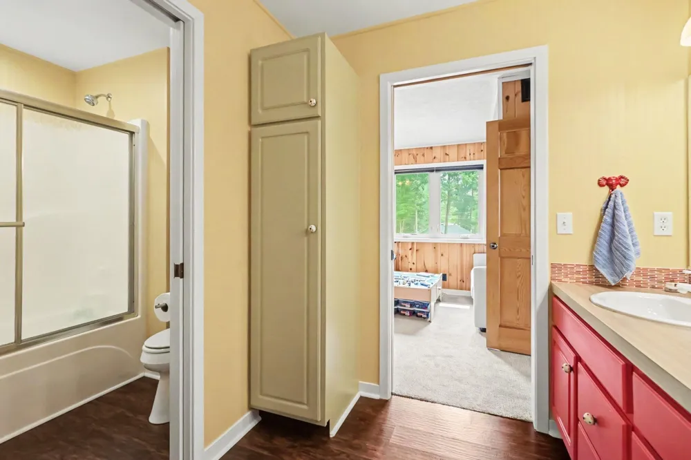 7765 Bayview Shore Drive Lake Township, MI 49304
