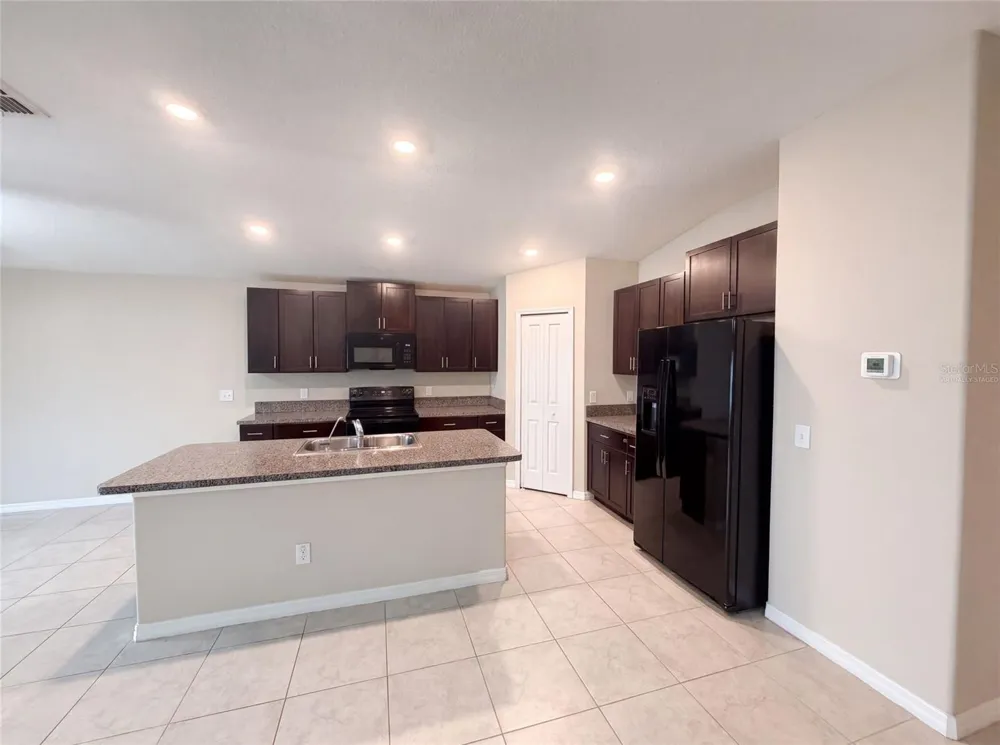 39693 HARVEST CREEK LANE Zephyrhills, FL 33540