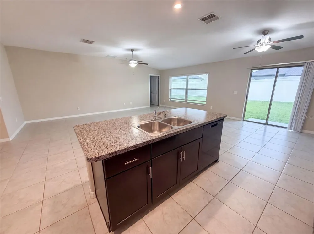 39693 HARVEST CREEK LANE Zephyrhills, FL 33540