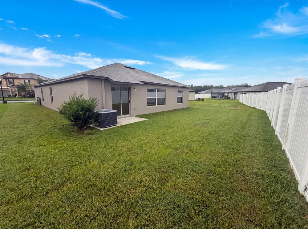 39693 HARVEST CREEK LANE Zephyrhills, FL 33540