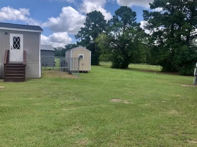 10932 Blackland Road Willis, TX 77318