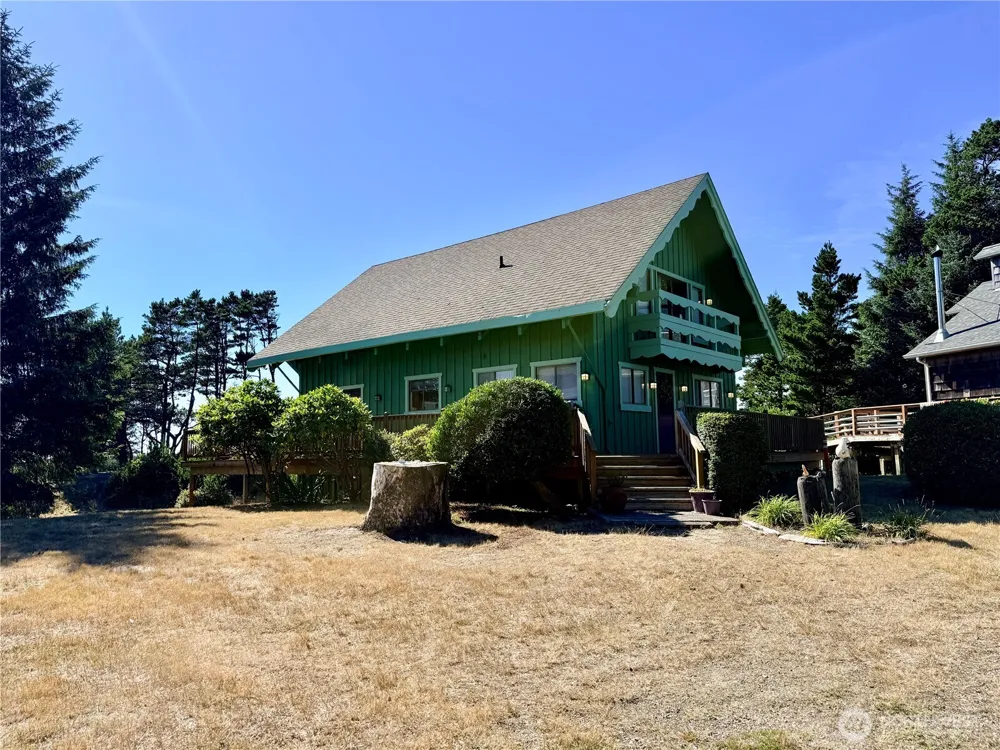 30709 K PLACE Ocean Park, WA 98640