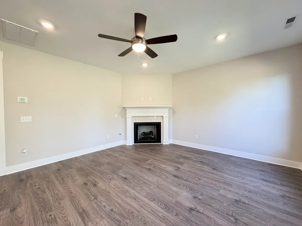 228 Hudson Dr Gallatin, TN 37066