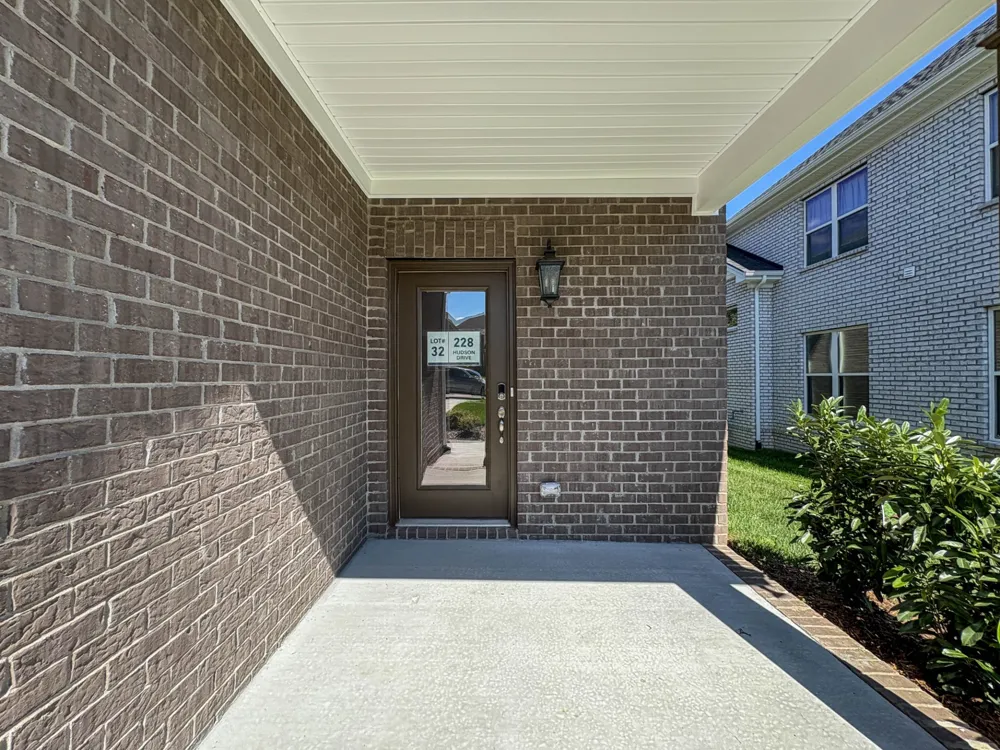 228 Hudson Dr Gallatin, TN 37066