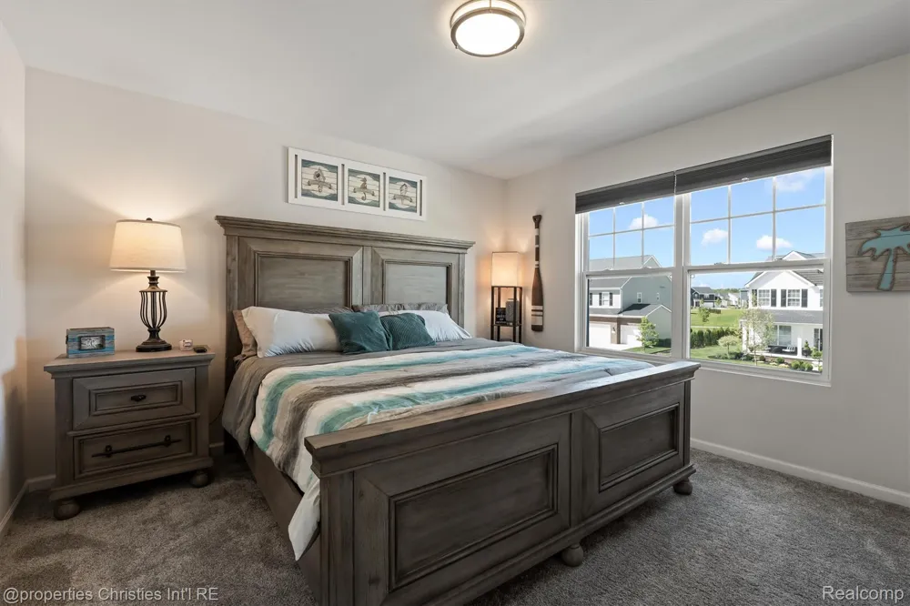 2721 Maize Loop Saline Township, MI 48176