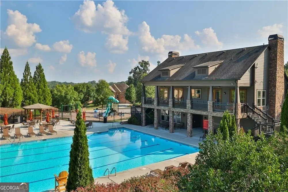 2040 Secretariat Gait WAY Suwanee, GA 30024